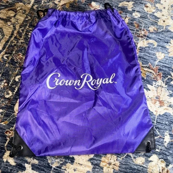 Crown Royal gray short sleeve t-shirt (med), 2 crown bags, 1 glass (4 PC BUNDLE) - Picture 11 of 16